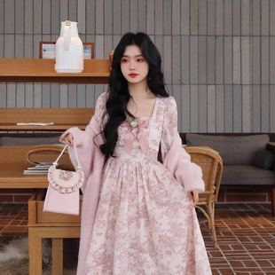 法式甜美碎花长袖连衣裙女秋季高级感气质长裙收腰温柔风仙女裙子