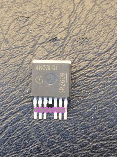 进口4N03L1 4N03L01 IPB180N03S4L-01 MOS场效应管 N沟道180A/30V