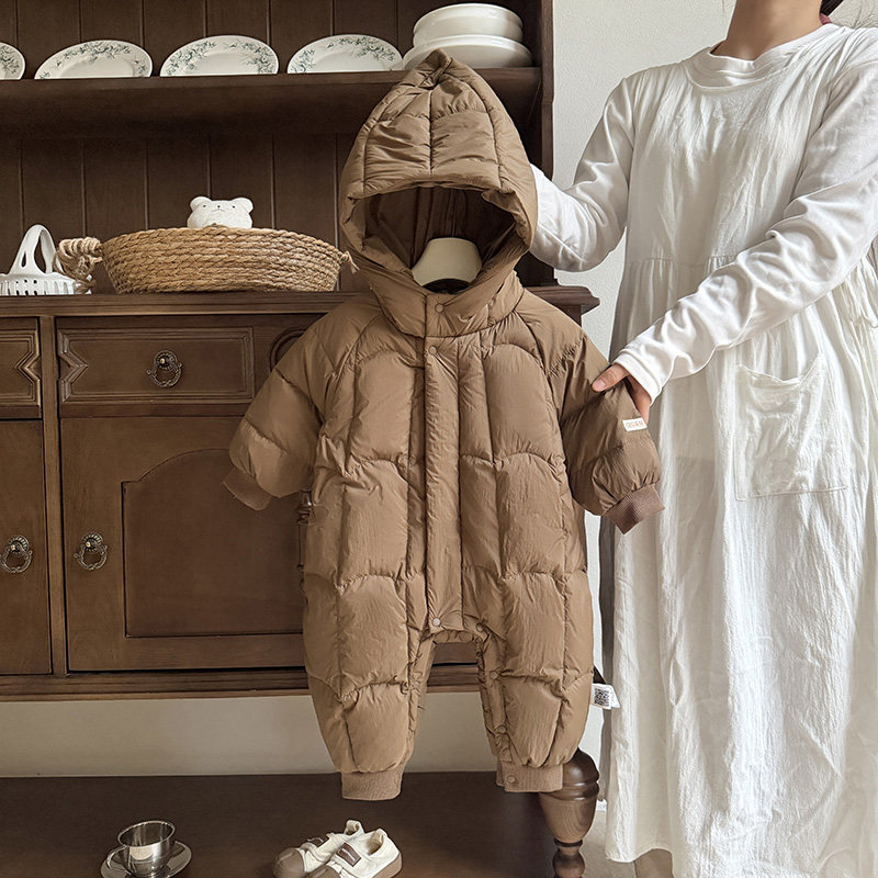 婴儿羽绒服连体衣冬季外出服白鸭绒男宝宝小月龄秋冬加厚保暖爬服