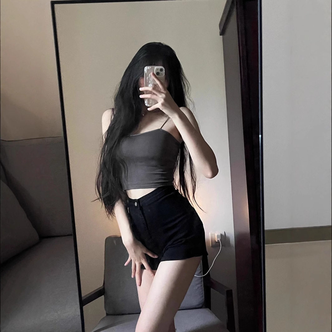 新款高腰紧身显瘦2025夏季复古包臀热裤潮黑色牛仔短裤女高腰