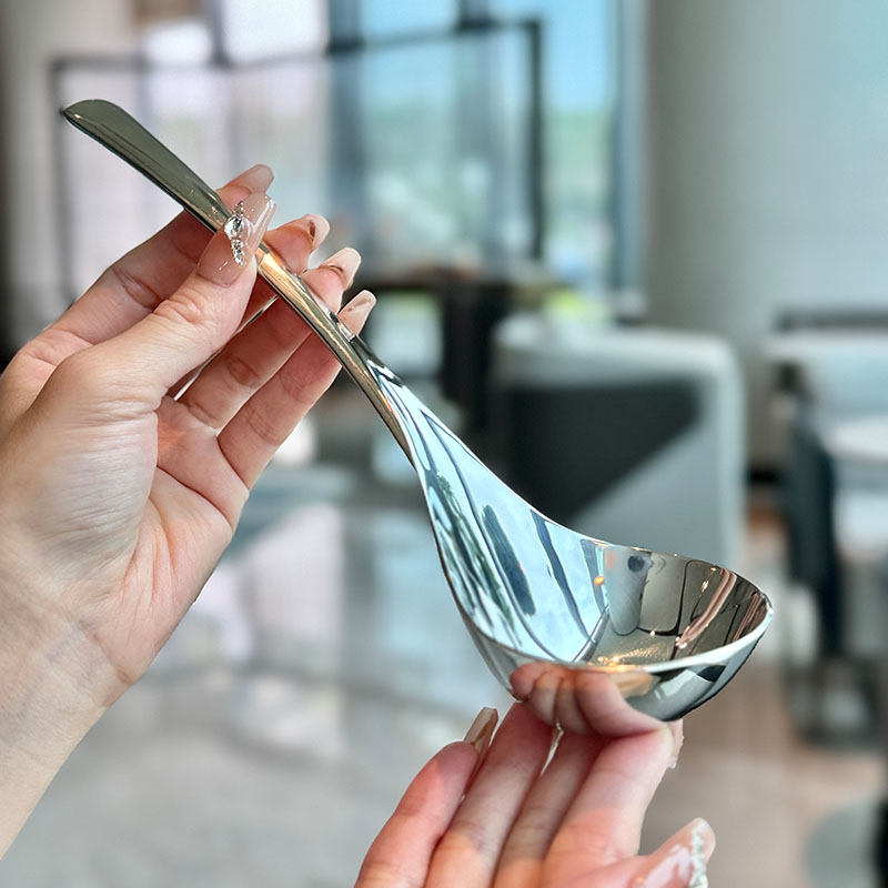 不锈钢长柄深口汤勺轻奢