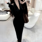 气质修身 GirlsAt18性感挂脖V领连衣裙女冬季 针织裙子法式 包臀长裙