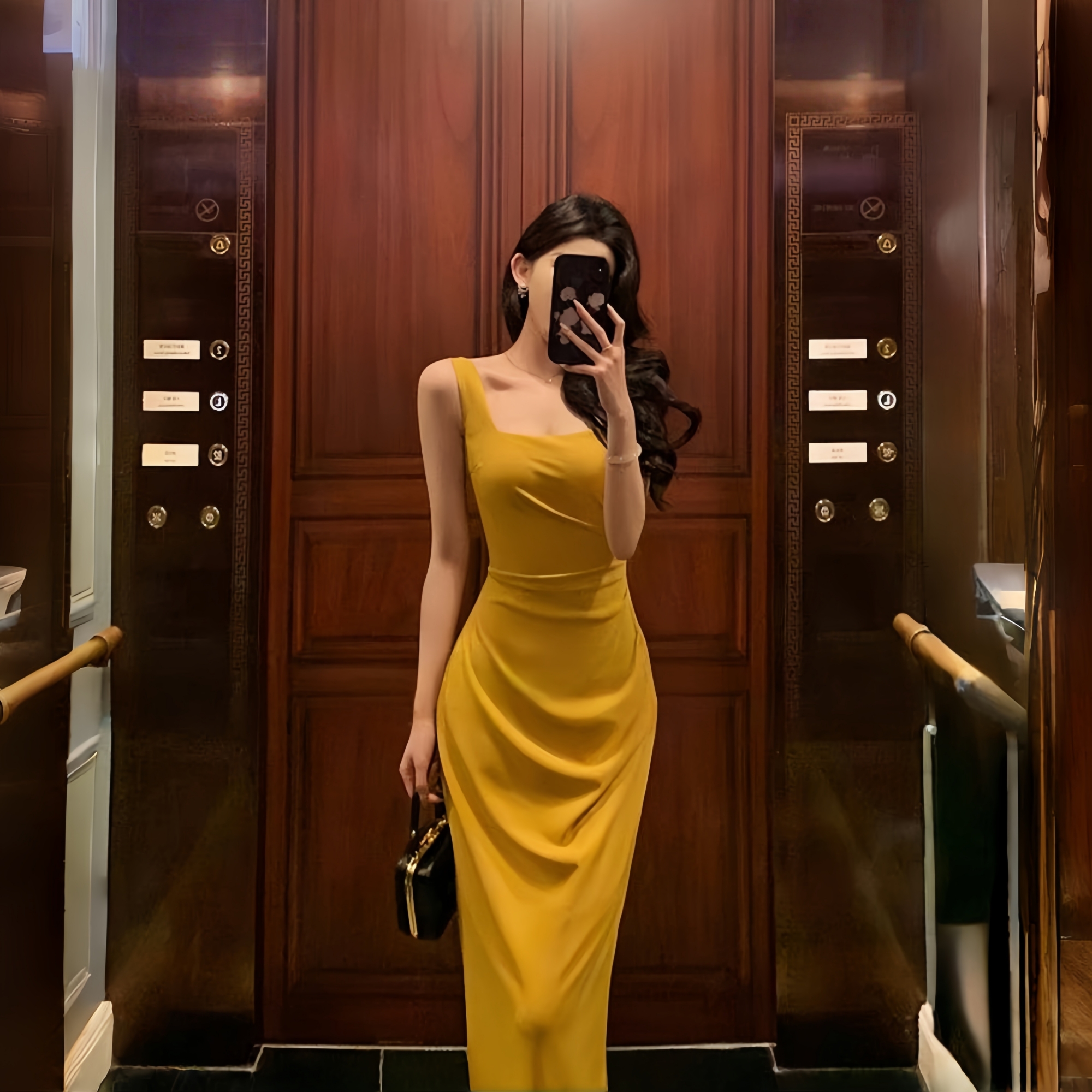 GirlsAt18 肯豆方领气质吊带连衣裙女夏季开叉褶皱简约修身长裙子