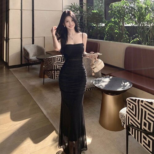GirlsAt18 性感黑色网纱吊带连衣裙女夏季新款气质收腰包臀长裙子