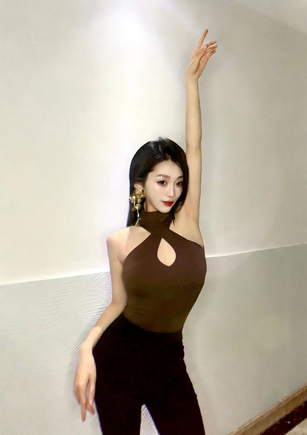 punk031新款拉丁舞服女交叉挂脖背心带胸垫底裤性感露背练功服