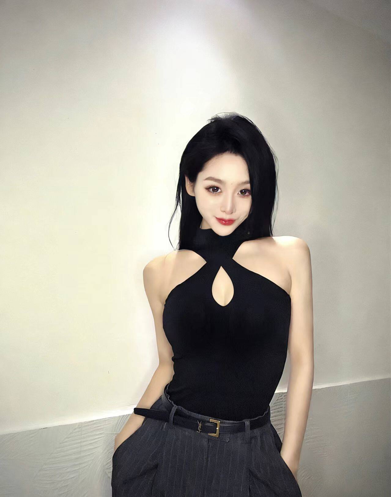 punk031新款拉丁舞服女交叉挂脖背心带胸垫底裤性感露背练功服