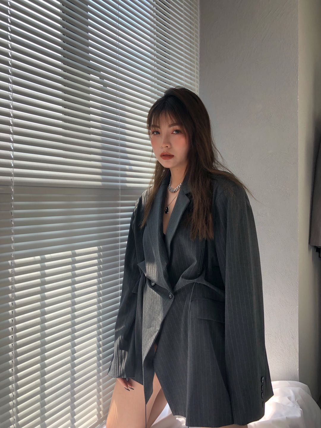 ONEONE AUTUMN HIGH-GRADE STRIPED DARK STRIPE DRAWSTRING PLEATED LOOSE LARGE BLAZER BLAZER WOMEN
