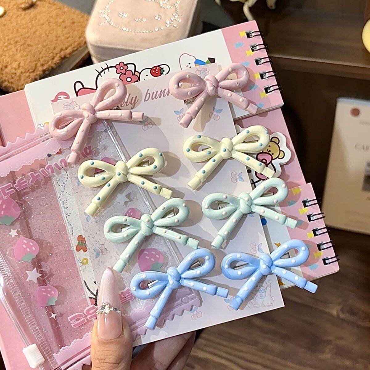 韩系发夹简约波点粉色蝴蝶结鸭嘴ins刘海百搭夹小众头饰发卡