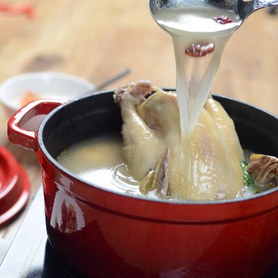 零售供应珐琅锅铸铁锅 搪瓷汤锅炖锅 生铁锅无涂层锅22 26cm