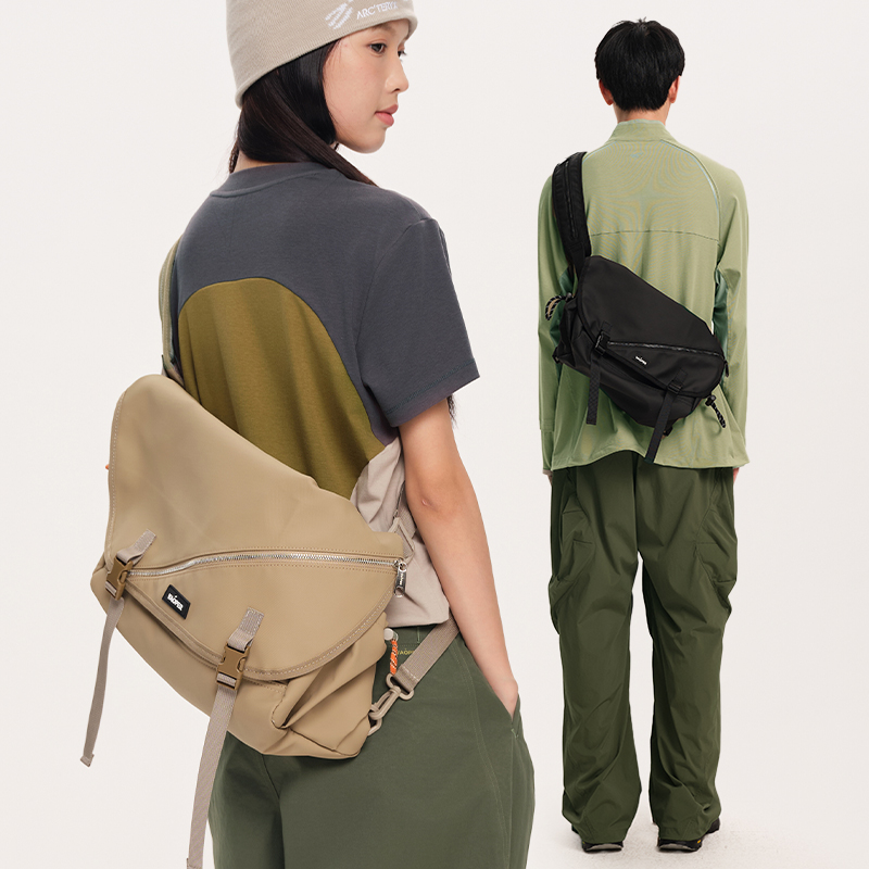 VAOPER男款斜挎包大容量通勤包