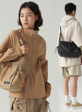 VAOPER喂牌新款大容量斜挎包男士单肩包通勤包包女潮牌背包休闲包