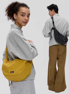 VAOPER喂牌运动斜挎包女大容量饺子包休闲单肩包男轻便牛角月牙包