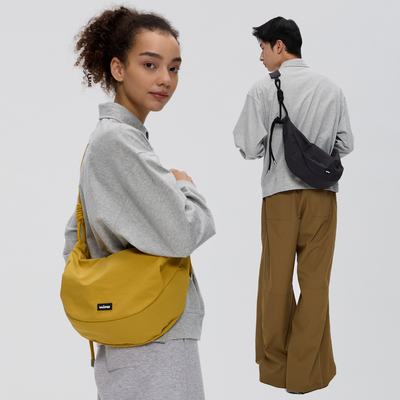 VAOPER女大容量饺子包运动斜挎包