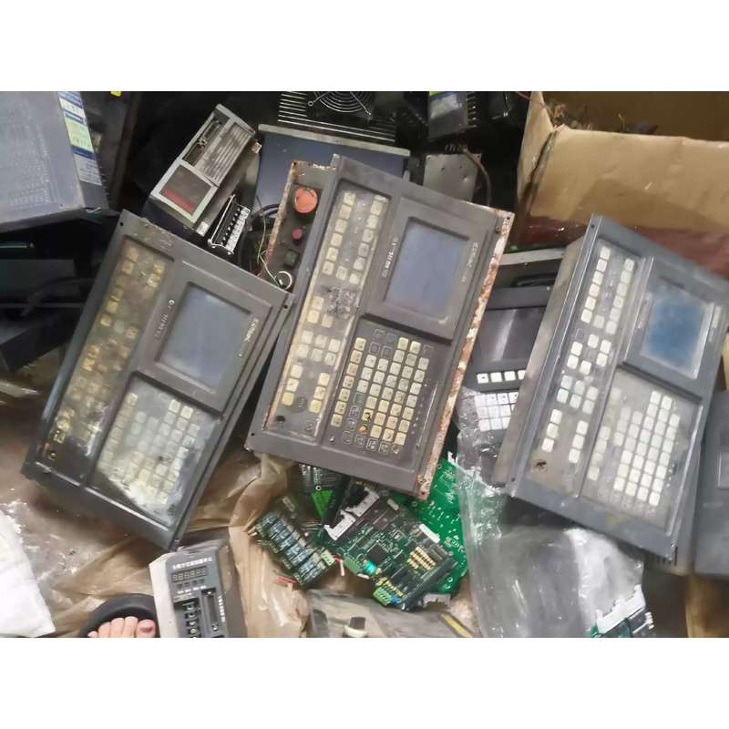 议价广数980TD系统,如图三个,清仓处理,600包邮,图片
