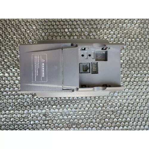 议价atv13变频器1.5kw380v，成色如图实物拍摄(缺