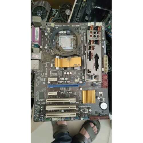 议价议价-主板+ CPU.是P5P43TD+Q8300四核处理器.带