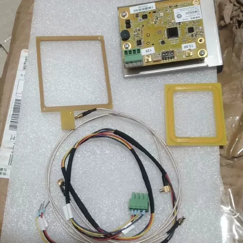 议价海康人行通栅栏机机读卡器 型号DS-K7CR01Em-485