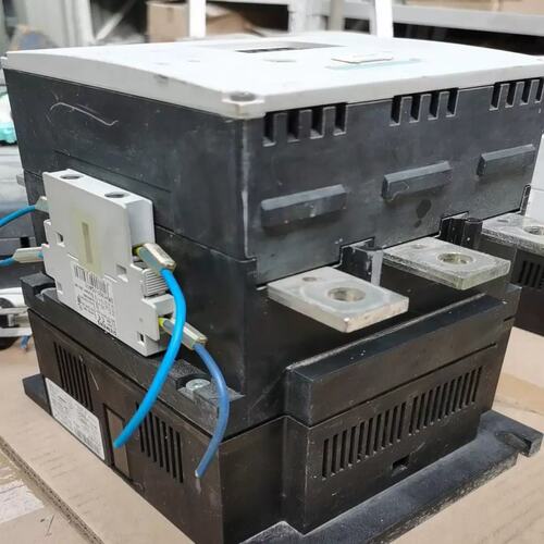 议价接触器 3RT1075-6NB36，如图（安清设备）