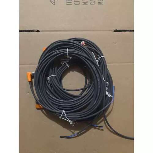 议价IFMM8弯插连接线EVC145母头5M线缆P