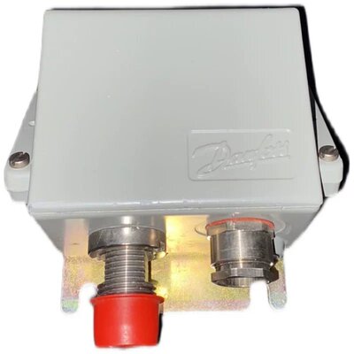 议价Danfoss EMP2 084G2106 0…4Bar 压力感测器议价