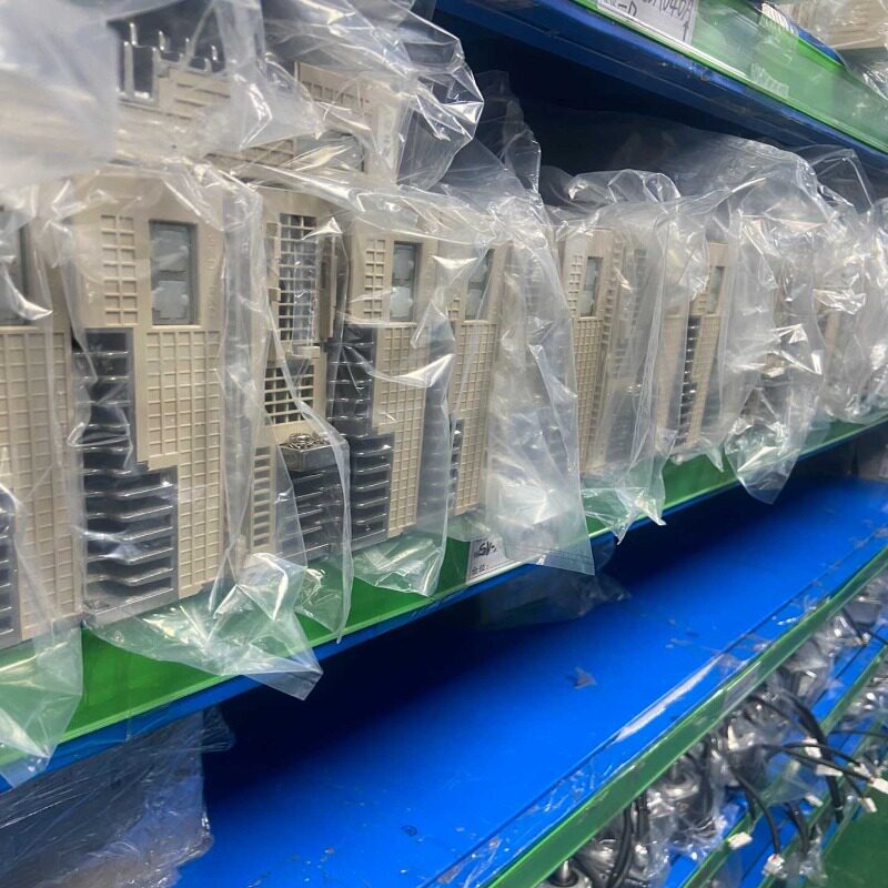 议价伺服200w驱动电机套装 SV-X2EA020A-A S~询价