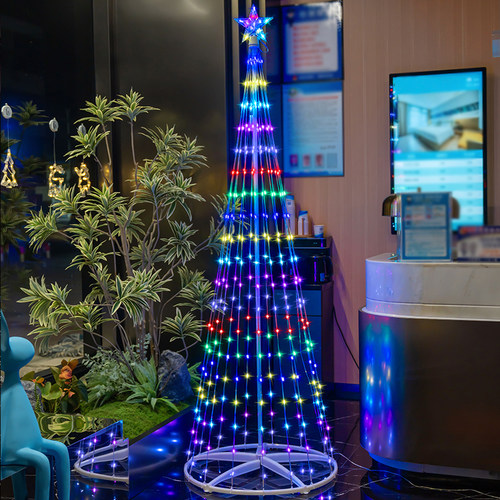 圣诞节装扮流水变色圣诞树merry