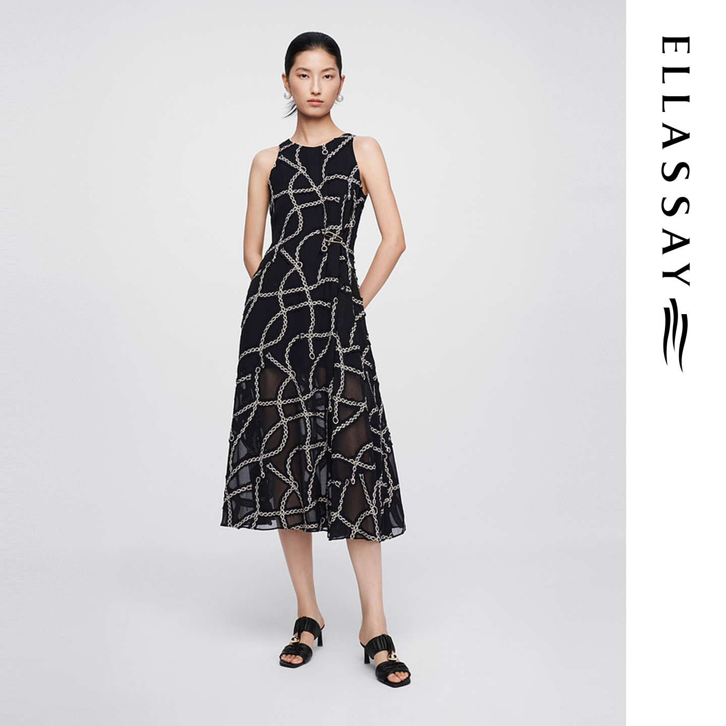 ELLASSAY歌力思夏季新款链条烧花收褶修身连衣裙女EWF362Y11700 - 实物图