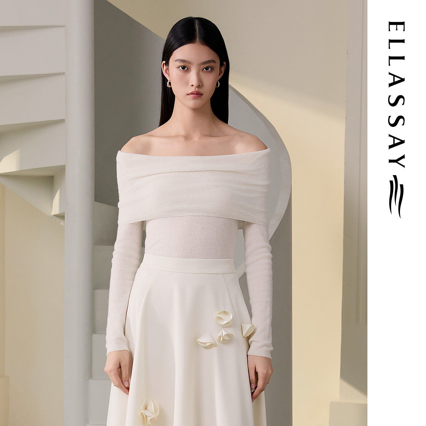 ELLASSAY歌力思秋季新款绵羊毛优雅一字肩针织衫女EWB363M02000