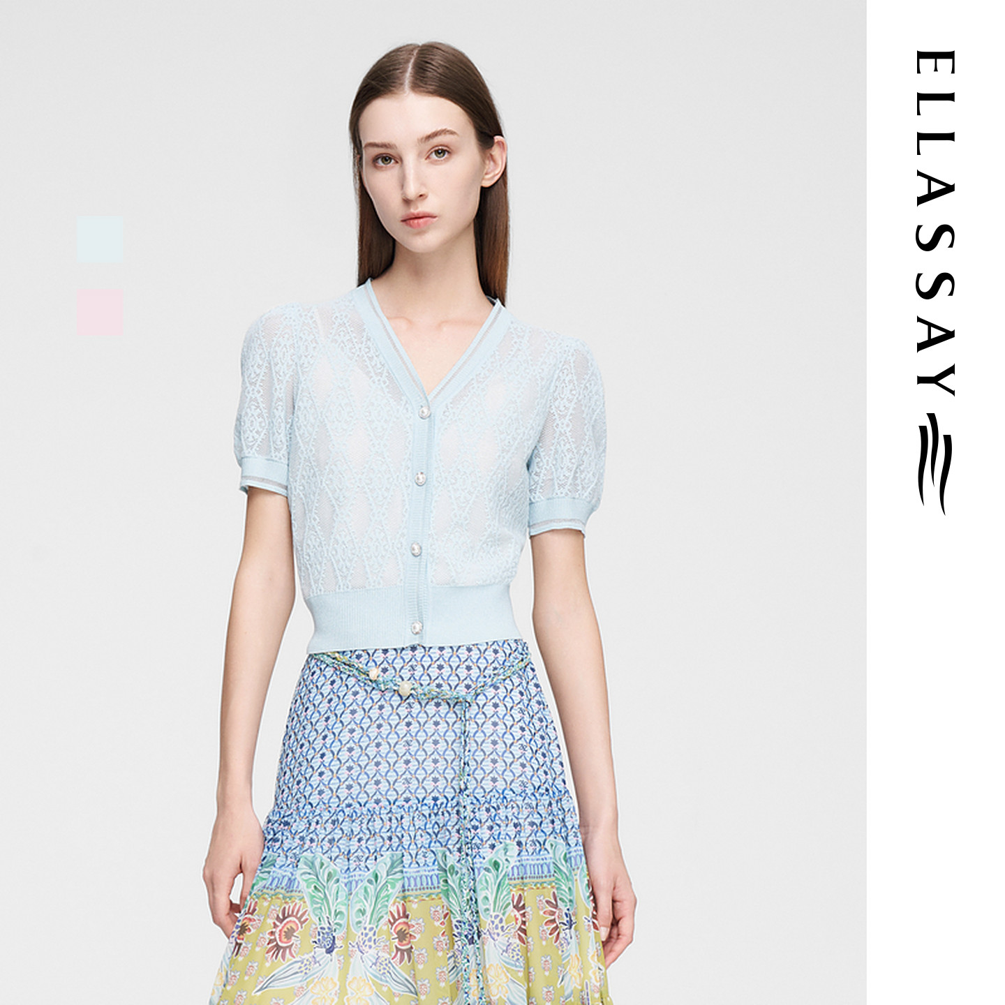 ELLASSAY歌力思夏季新款温柔素雅V领珍珠扣针织衫女EWV352M01100