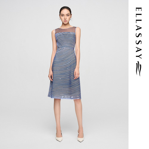 ELLASSAY歌力思夏季新款光晕波浪绣花无袖连衣裙女EWF362Y05500