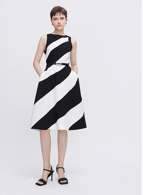 ELLASSAY歌力思夏季新款三醋酸黑白撞色连衣裙女EWE342Y09300