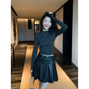 黑色半高领针织上衣女设计感收腰内搭打底衫 pusumede 现货6折