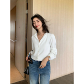 白色衬衫 pusumede露思同款 v领长袖 女春秋宽松设计感小众气质上衣