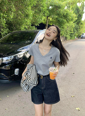 pusumede V领纯棉白色短袖T恤女夏新款小众刺绣宽松休闲正肩上衣