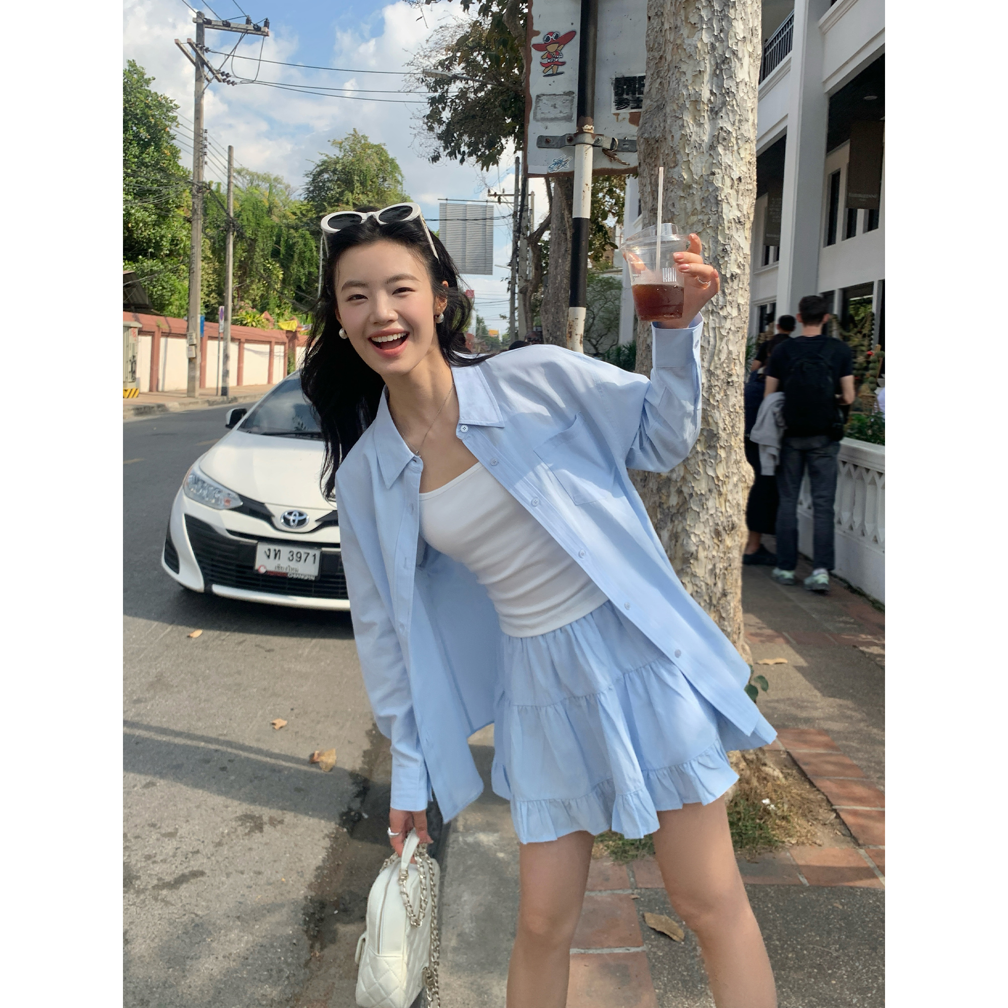 白色蓬蓬半身裙女新款