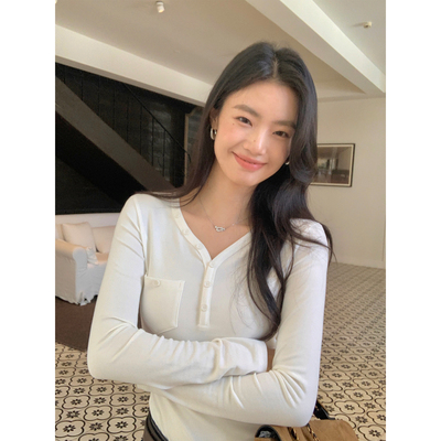 pusumede 素食主义 黑色v领针织长袖上衣女简约设计感修身打底T恤