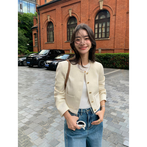 法式气质小香风短款外套