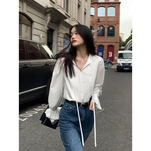 法式别致喇叭袖衬衫上衣