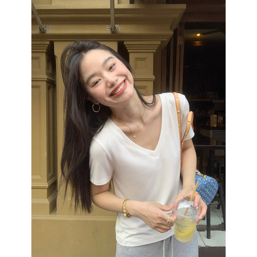 pusumede 烫银工艺 细闪v领短袖t恤女夏chic韩系气质宽松正肩上衣