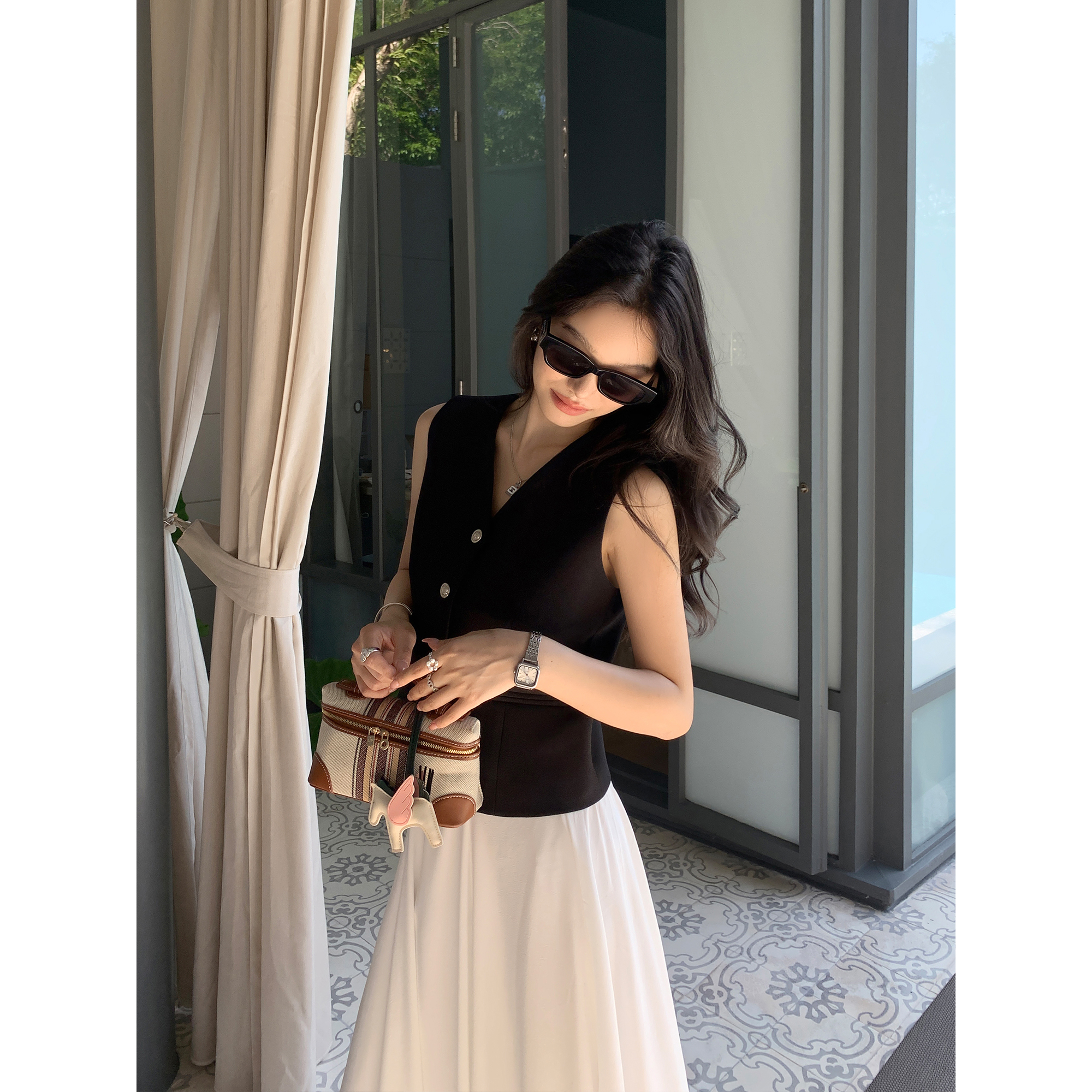 pusumede 高级感小香风v领马甲女时髦洋气马夹法式短款无袖上衣