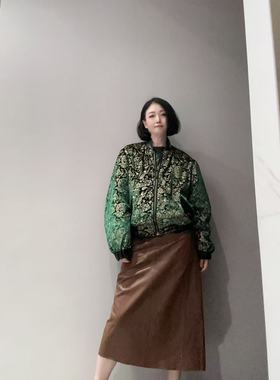 丝绒烫金印花夹棉外套MC10647