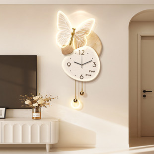 奶油风电视背景墙装饰画时钟高级感钟表挂钟客厅挂画格栅壁灯挂件