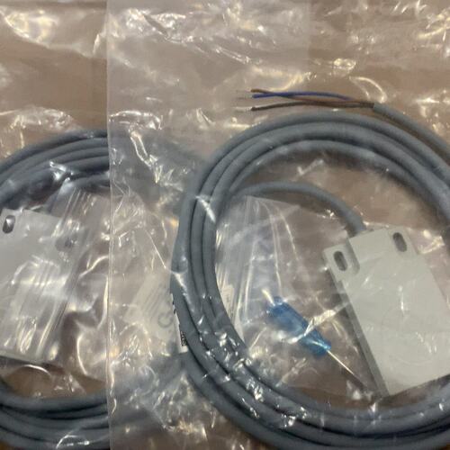 Micro Deteors电容式传感器CQ50/AN-2ACQ50/AN-2A-SCQ50/AN-2A-5M