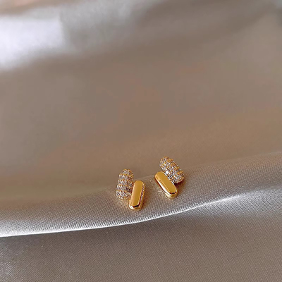 S999纯银针金色平行线微镶耳钉女
