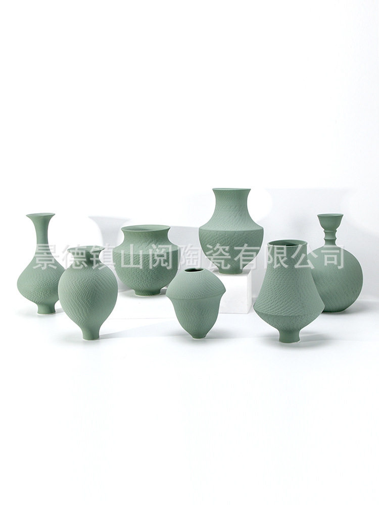 现代简约新中式绿色雕刻陶瓷花瓶摆件样板间售楼处玄关茶几装饰品
