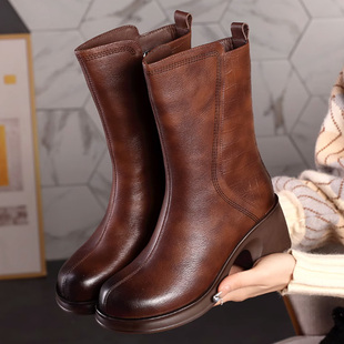 妈妈真皮短靴子今年流行的厚底马丁靴女2025新款秋冬季加绒中筒靴