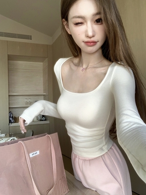 COOLLINE林子熙方领软糯打底衫