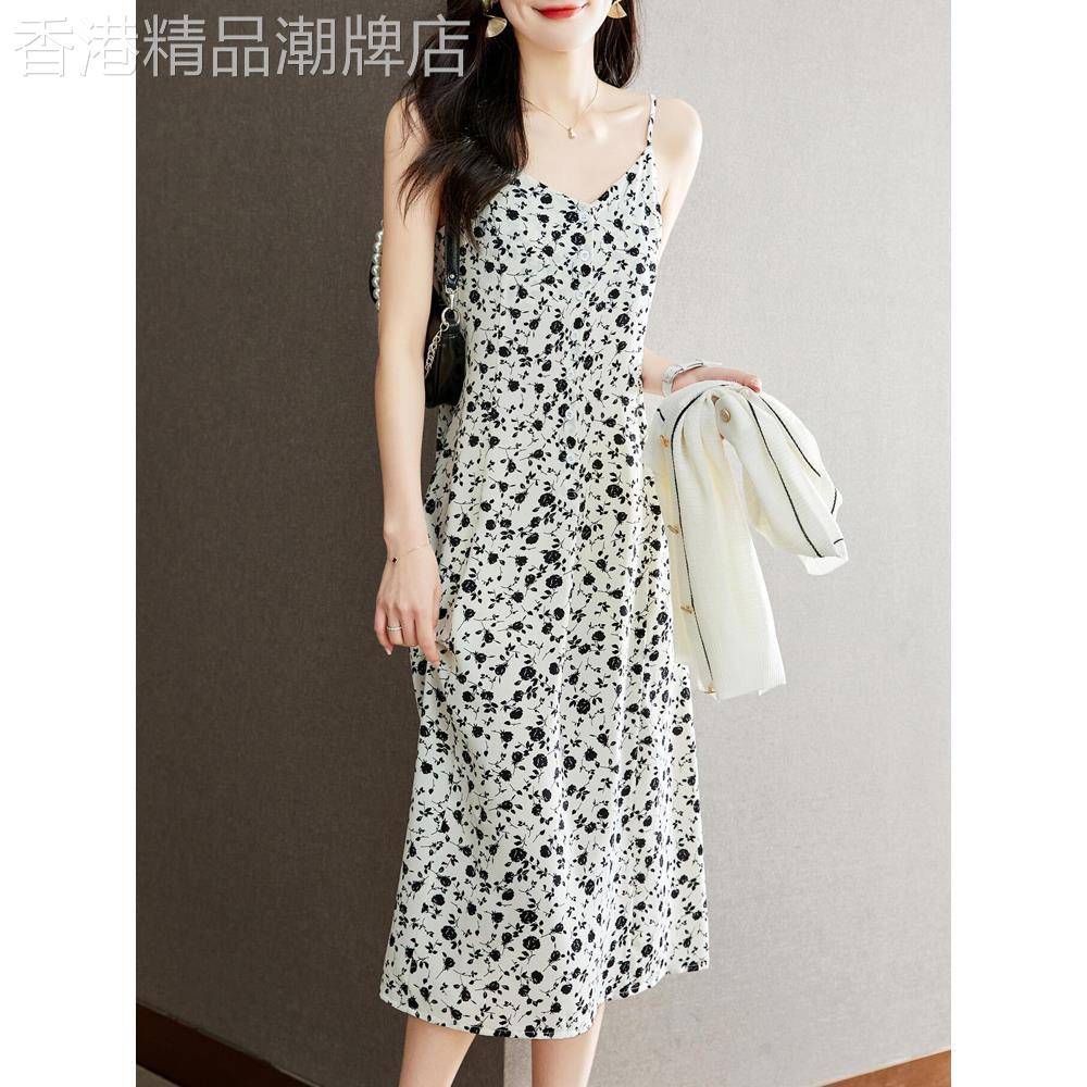 吊带连衣裙女夏季2026年新款女装高级感收腰碎花裙夏天显瘦长裙子