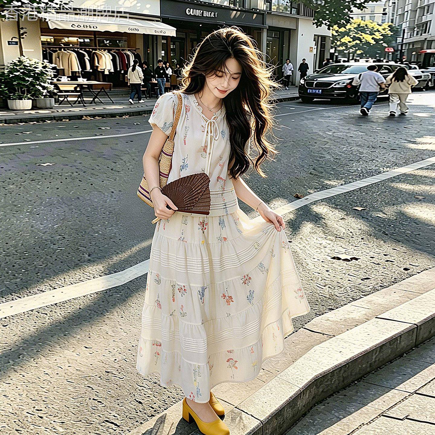 套装女夏日ootd穿搭2026新款出游泡泡袖上衣裙子印花高级感两件套