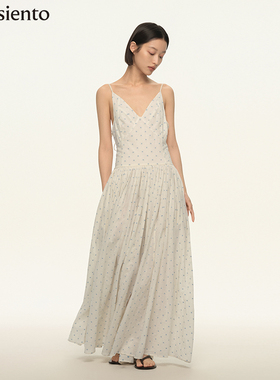 【戚砚笛同款】me siento 乳白色波点长款吊带连衣裙